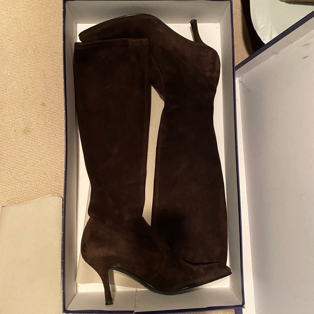 Stuart Weitzman, Chocolate Brown Suede, knee high boot
